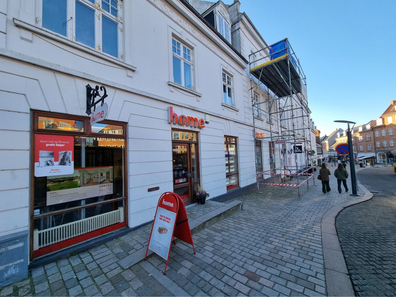 image 01